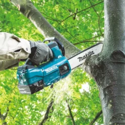 Makita DUC254Z Kedjesåg 18V (25cm)