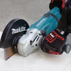 Makita GA9040SF01 vinkelslip • 230mm • 2600W