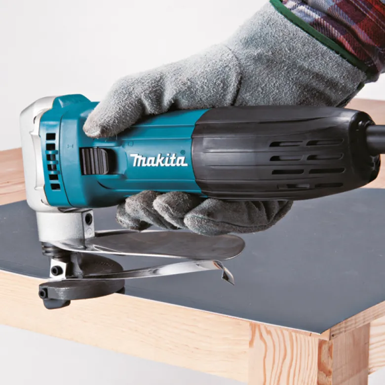 Makita JS1602J plåtsax