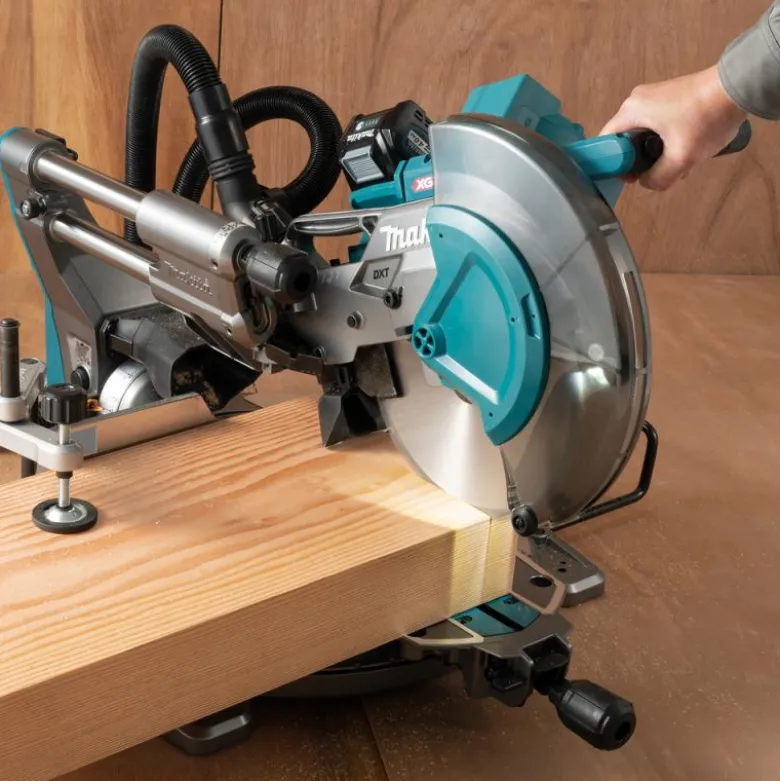 Makita LS004GZ01 Kap- och gersåg 40V, 260mm,